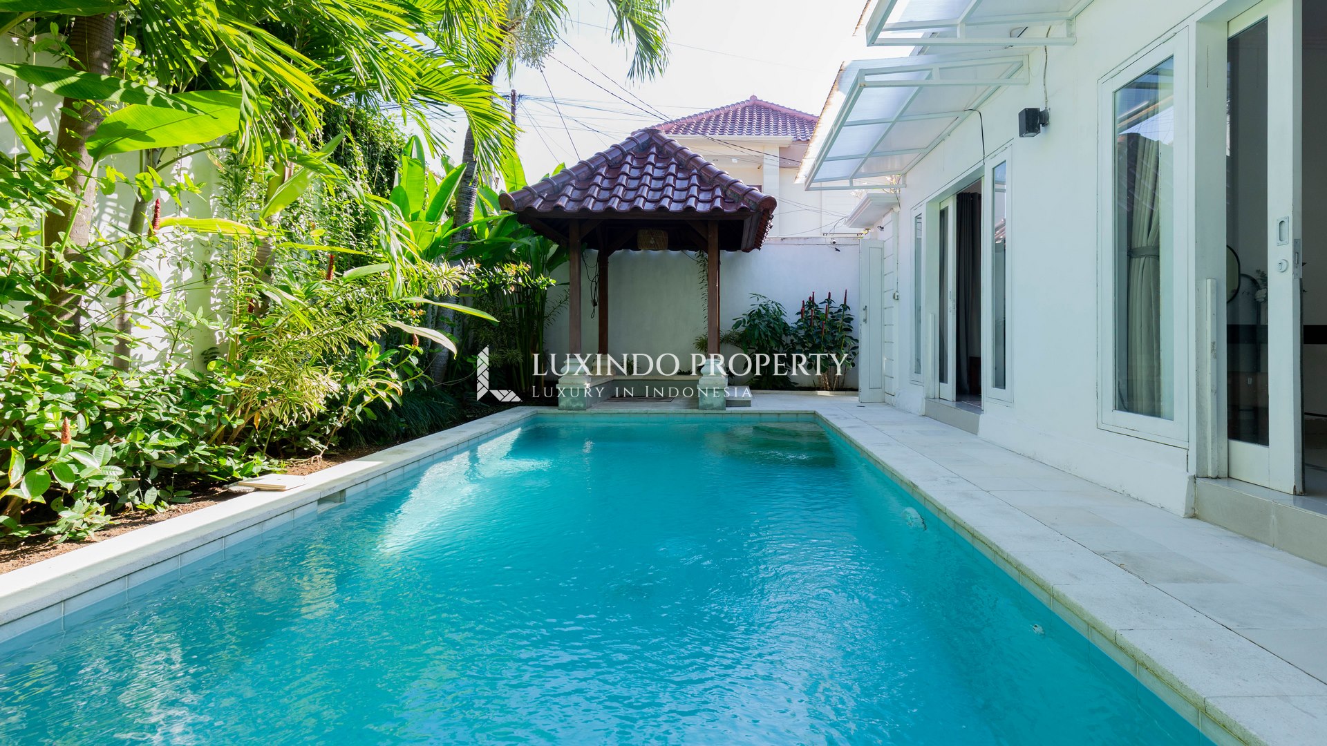 MERTANADI - PRIVATE 3-BEDROOM HOME IN A QUITE KEROBOKAN COMPLEX (FHV538)